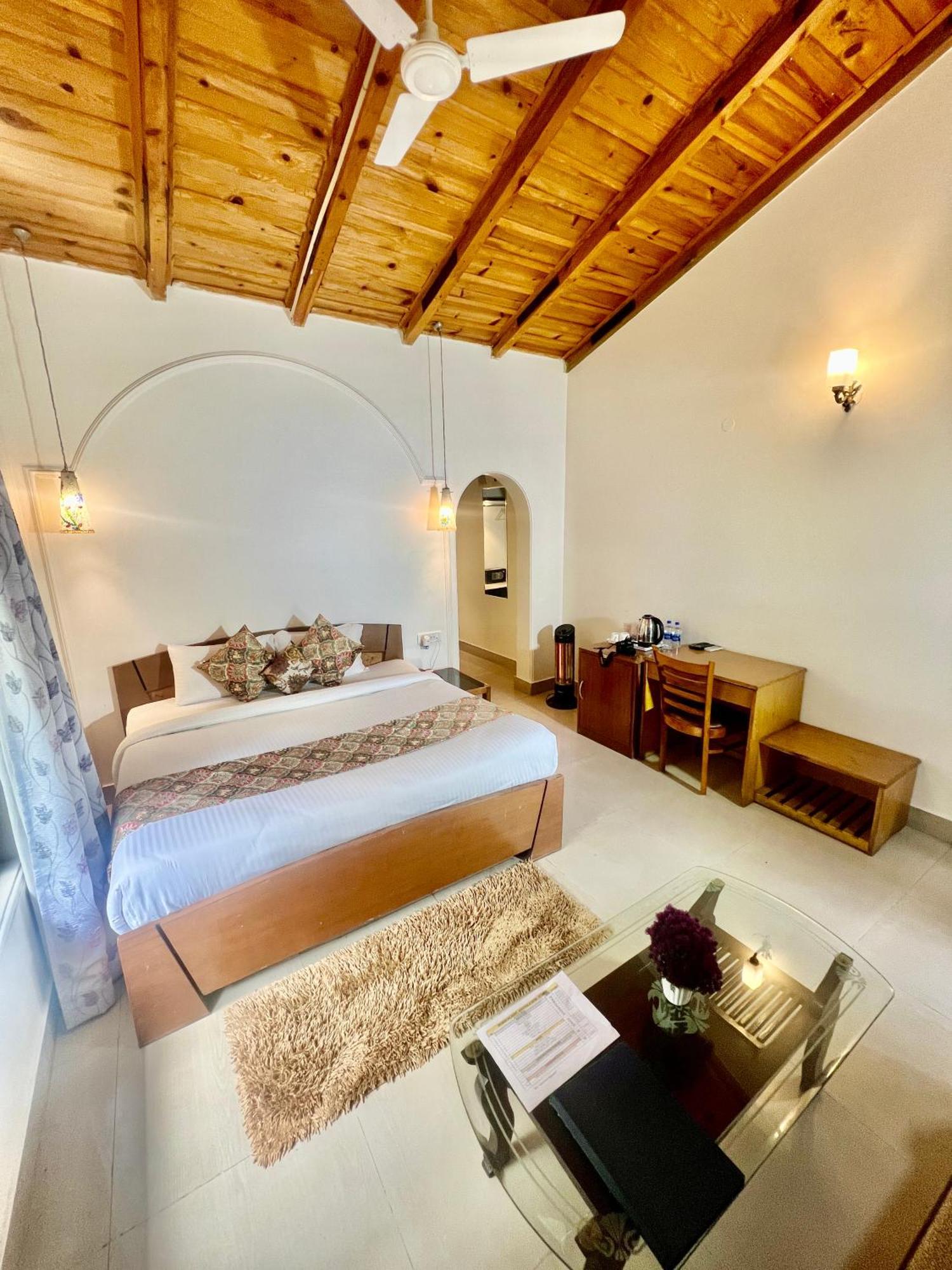Sea Hawk - Luxury Hill Resort 4 Mins From Bhimtal Lake Exterior photo