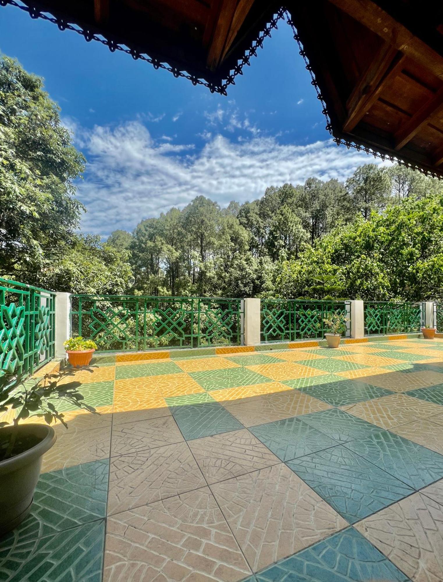 Sea Hawk - Luxury Hill Resort 4 Mins From Bhimtal Lake Exterior photo
