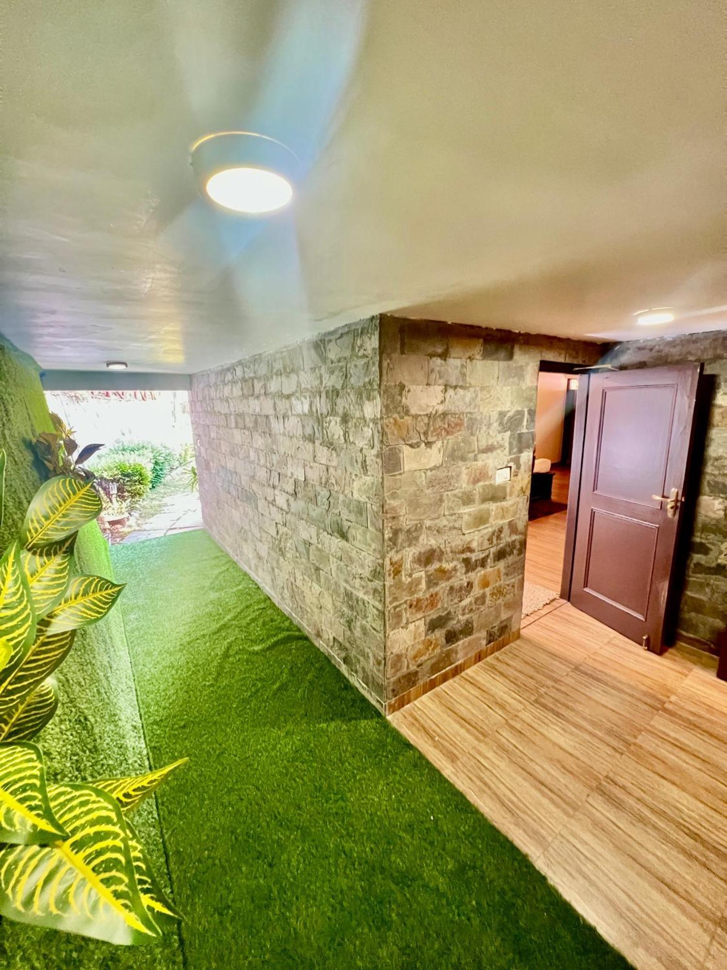 Sea Hawk - Luxury Hill Resort 4 Mins From Bhimtal Lake Exterior photo