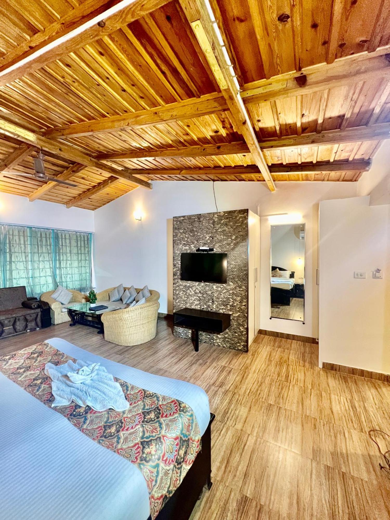 Sea Hawk - Luxury Hill Resort 4 Mins From Bhimtal Lake Exterior photo