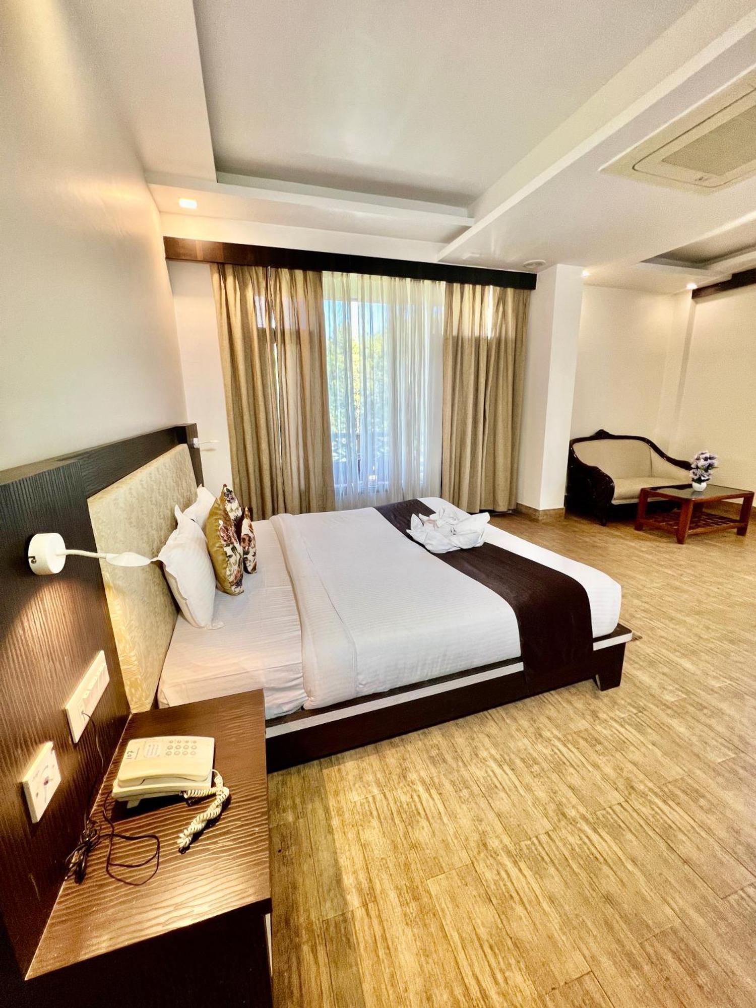 Sea Hawk - Luxury Hill Resort 4 Mins From Bhimtal Lake Exterior photo
