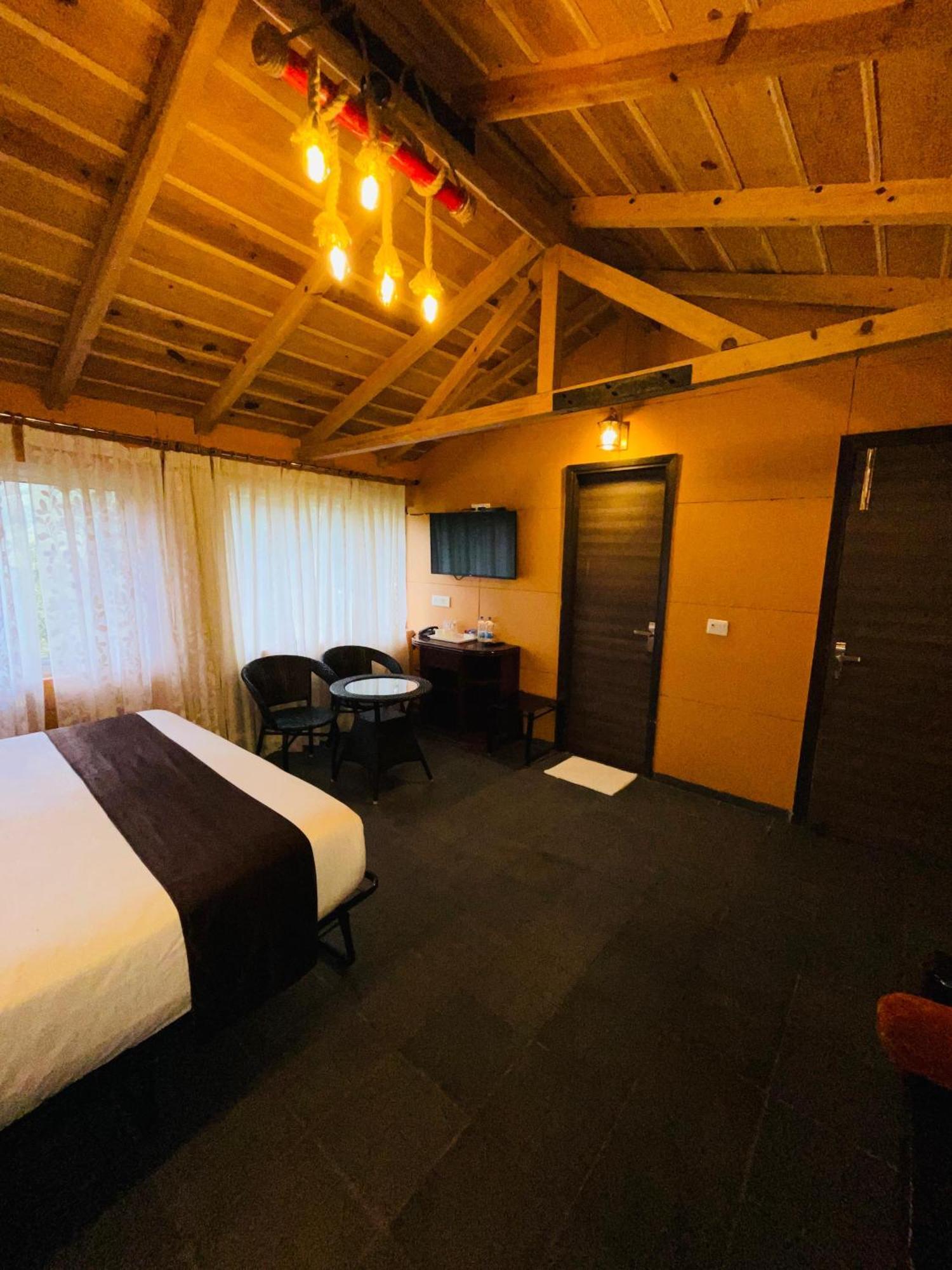 Sea Hawk - Luxury Hill Resort 4 Mins From Bhimtal Lake Exterior photo