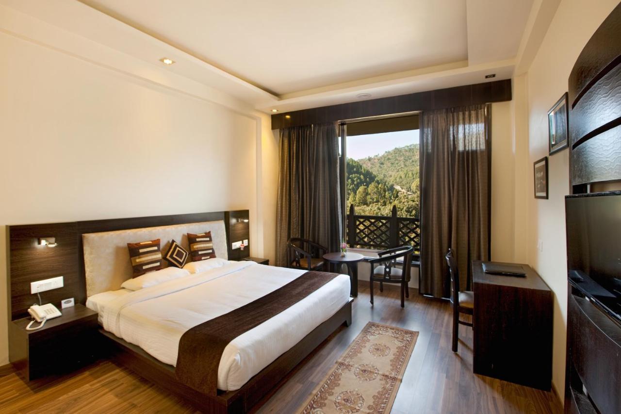Sea Hawk - Luxury Hill Resort 4 Mins From Bhimtal Lake Exterior photo